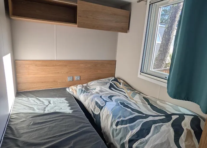 Mobil-home Neuf Suréquipé 6 Pers 3 à Cap Ferret Dans 4 étoiles Avec Piscine