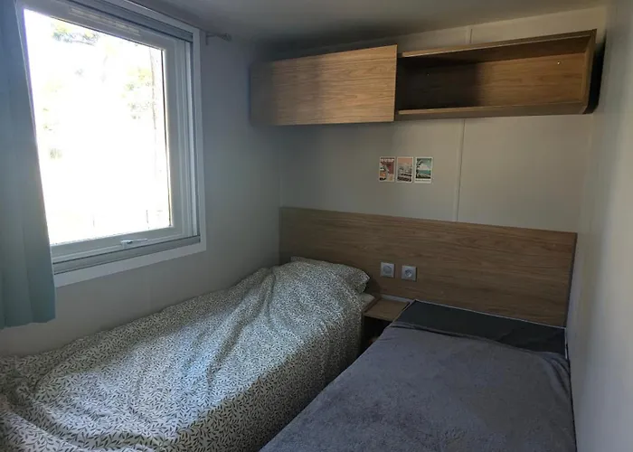 Mobil-home Neuf Suréquipé 6 Pers 3 à Cap Ferret Dans 4 étoiles Avec Piscine Lège-Cap-Ferret