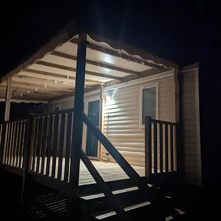 캠프장 Mobil-home Neuf Surequipe 6 Pers 3 A Cap Ferret Dans 4 Etoiles Avec Piscine Lège-Cap-Ferret