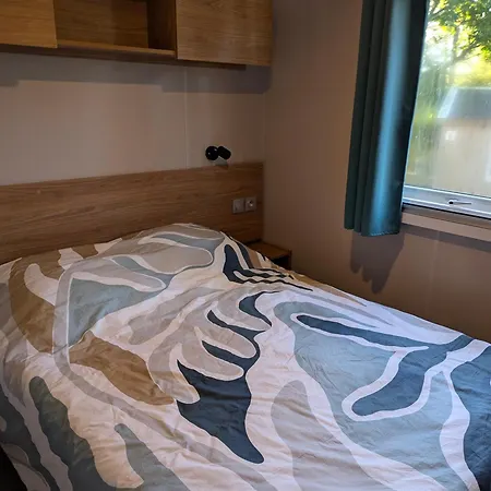 캠프장 Mobil-home Neuf Surequipe 6 Pers 3 A Cap Ferret Dans 4 Etoiles Avec Piscine *