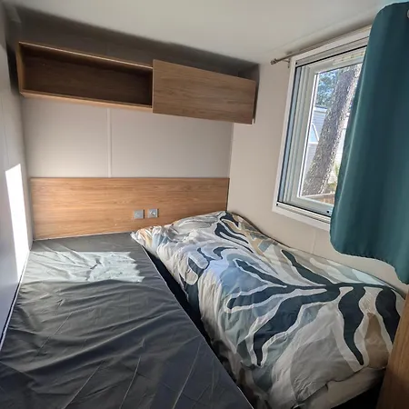 Mobil-home Neuf Surequipe 6 Pers 3 A Cap Ferret Dans 4 Etoiles Avec Piscine